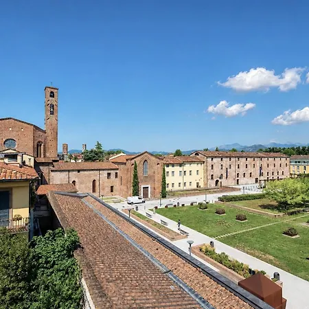 Casa Adele With Terrace Apartment Lucca